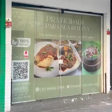 Vitrine da loja Dona Natureba em Icaraí: Praticidade para sua rotina